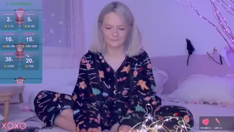 Snapshot of anykitty chatting on 12-13-24, 02:10 Anykitty online show from 12-13-24, 02:10