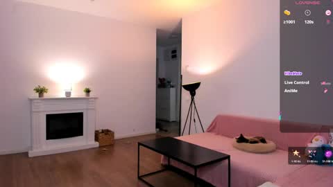 Anysa Smith online show from 04-30-26, 01:45