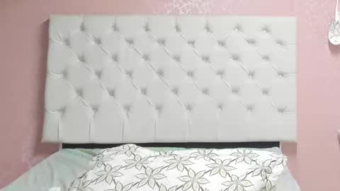 Aome Rainbow online show from 12-13-24, 06:00