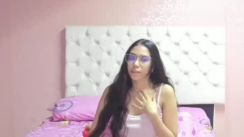 Aome Rainbow online show from 02-15-25, 06:02