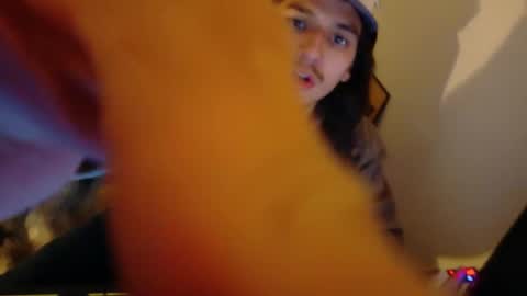 Snapshot of apachewithawebcam chatting on 01-16-26, 04:38 ApacheWithWebcam online show from 01-16-26, 04:38