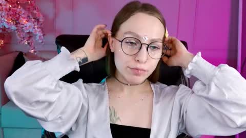 Snapshot of aphexqueen chatting on 01-13-25, 07:10 APHEX QUEEN online show from 01-13-25, 07:10