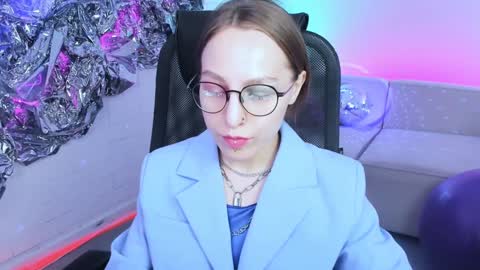 Snapshot of aphexqueen chatting on 01-26-25, 04:20 APHEX QUEEN online show from 01-26-25, 04:20