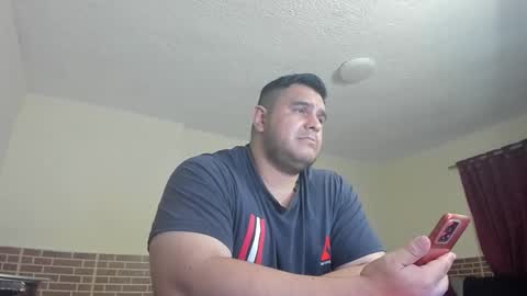 follow me   here you find me online show from 10-10-25, 11:53