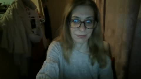 Snapshot of aphrodity_rox chatting on 06-16-26, 09:28 Aphrodity Rox online show from 06-16-26, 09:28