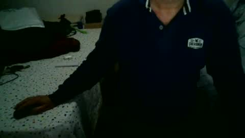 Snapshot of apixaba chatting on 01-03-25, 06:03 furry bear online show from 01-03-25, 06:03