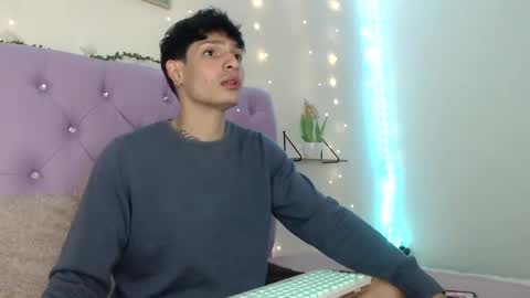 Snapshot of apolo01_ chatting on 03-02-25, 04:42 Apolo online show from 03-02-25, 04:42