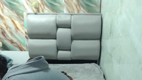 Apolo online show from 10-19-25, 02:34