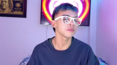 Snapshot of apolo_prince1 chatting on 05-14-26, 02:18 Apolo online show from 05-14-26, 02:18