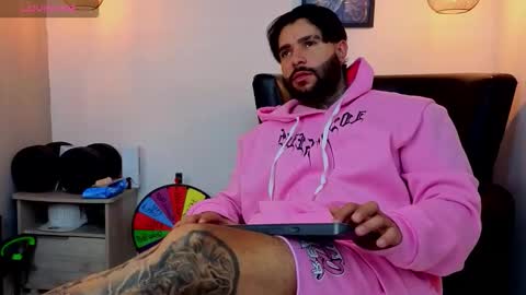 Snapshot of apolo_ryder chatting on 06-10-26, 05:23 APOLO online show from 06-10-26, 05:23