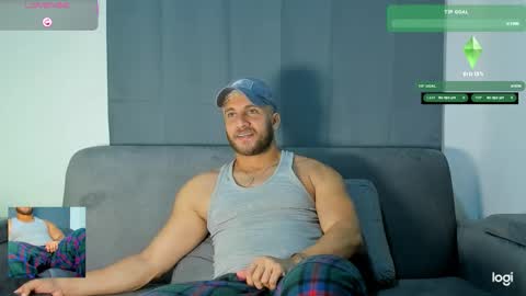 Snapshot of apolo_strange chatting on 10-28-25, 03:54 apolo_strange online show from 10-28-25, 03:54