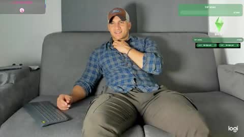 Snapshot of apolo_strange chatting on 12-02-25, 11:23 apolo_strange online show from 12-02-25, 11:23