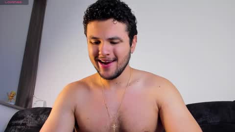 Snapshot of apoloklein_ chatting on 05-12-26, 02:19 Apolo Klein online show from 05-12-26, 02:19