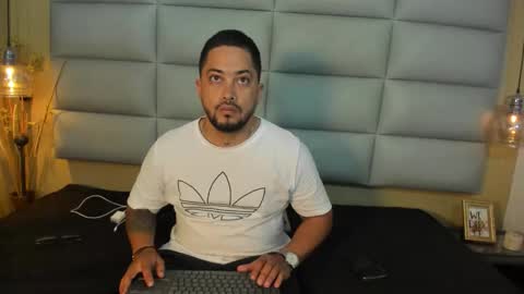 Snapshot of apolomarcos_ chatting on 02-16-26, 03:46 marcos online show from 02-16-26, 03:46