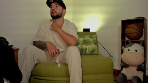 Lola  Apolo online show from 10-06-25, 01:47