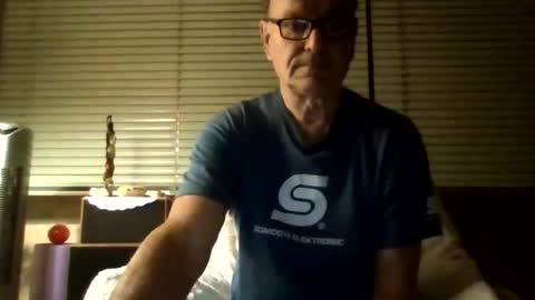 Snapshot of apony58 chatting on 10-23-25, 04:23 Adam online show from 10-23-25, 04:23