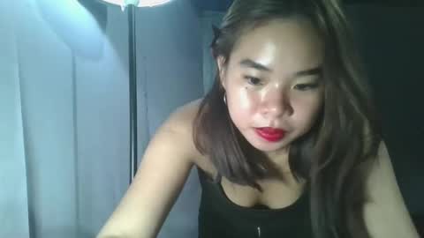 apple_pie23456 online show from 11-11-25, 03:12