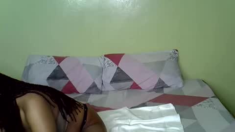 Apple queen online show from 02-27-26, 03:17