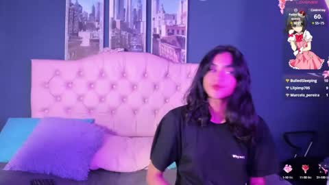 Snapshot of applehot_lr chatting on 02-27-25, 08:17 sofi y kevin online show from 02-27-25, 08:17