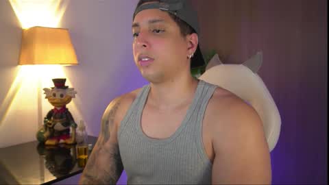 Snapshot of appolo_allen chatting on 11-08-25, 03:29 insta appolo master online show from 11-08-25, 03:29