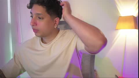 Snapshot of appolo_allen chatting on 11-16-25, 09:42 insta appolo master online show from 11-16-25, 09:42