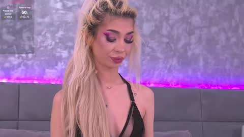 Snapshot of apri_licious chatting on 02-24-26, 08:40 April online show from 02-24-26, 08:40