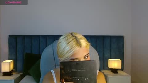 April Bunny online show from 03-01-25, 04:33