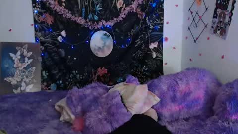 april_l6 online show from 01-18-25, 09:45