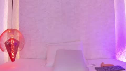 April online show from 03-01-25, 10:34