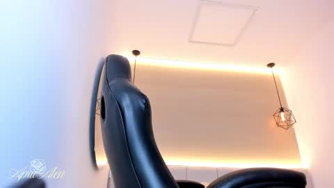 April online show from 11-04-25, 06:34