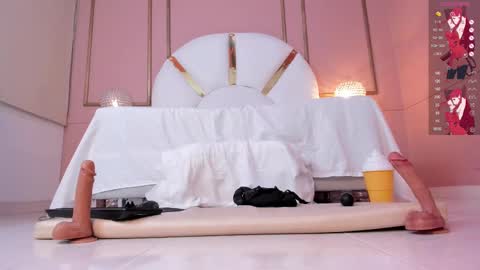 Snapshot of aprilbonnie chatting on 02-19-25, 11:36 3pm to 930 pm colombia online show from 02-19-25, 11:36