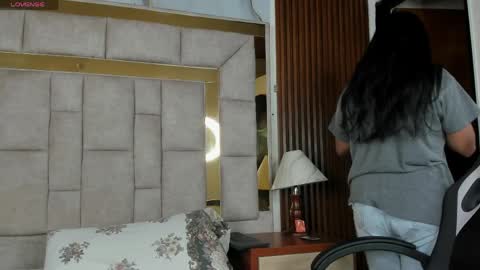 Snapshot of aprilmiiller chatting on 05-25-26, 01:06 aprilmiiller online show from 05-25-26, 01:06