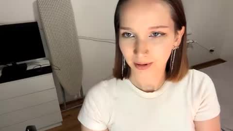 Debra online show from 07-12-26, 05:48