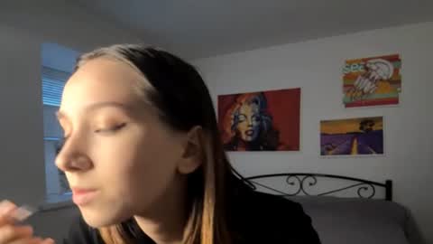 Debra online show from 07-19-26, 04:00