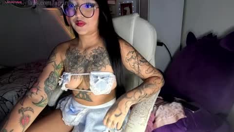      online show from 06-09-26, 01:17
