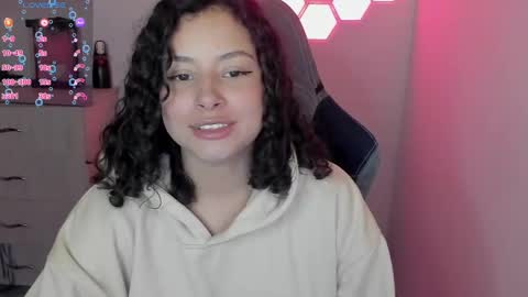 aqua emilly online show from 02-27-25, 03:14