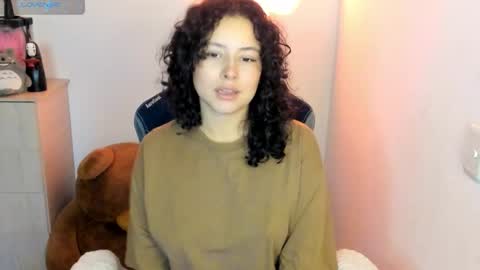 aqua emilly online show from 10-01-25, 11:22