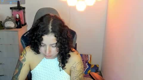 aqua emilly online show from 10-03-25, 12:07