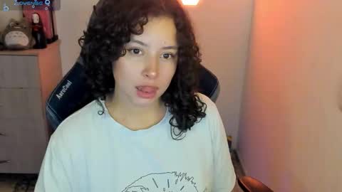 aqua emilly online show from 10-03-25, 11:02