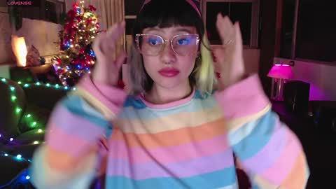 Zam independent model online show from 12-17-24, 06:02