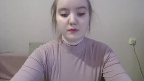 Snapshot of aquanarmin chatting on 01-08-25, 06:52 Josefin online show from 01-08-25, 06:52