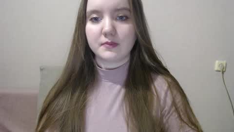 Snapshot of aquanarmin chatting on 01-08-25, 01:09 Josefin online show from 01-08-25, 01:09