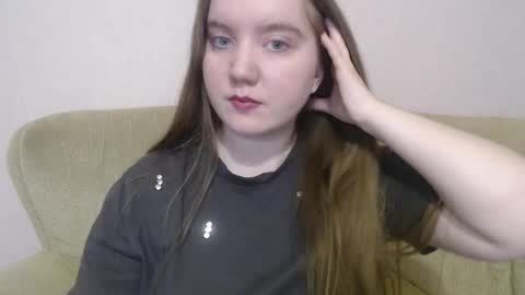 Josefin online show from 11-14-25, 03:38