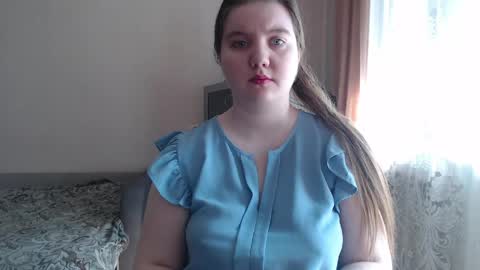 Josefin online show from 04-24-26, 03:53