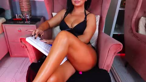 AQueenMonica online show from 09-25-25, 10:41