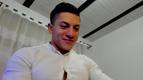 Snapshot of aquiles_51 chatting on 12-06-24, 10:52 Jonathan online show from 12-06-24, 10:52