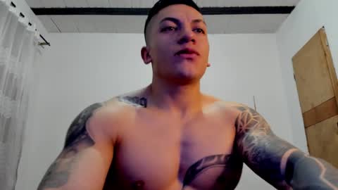 Snapshot of aquiles_51 chatting on 12-15-24, 02:41 Jonathan online show from 12-15-24, 02:41