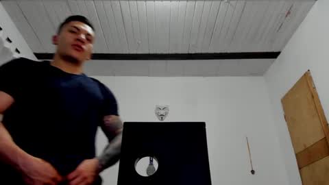 Snapshot of aquiles_51 chatting on 12-28-24, 11:59 Jonathan online show from 12-28-24, 11:59