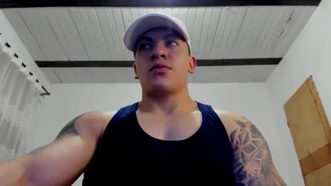 Snapshot of aquiles_51 chatting on 01-11-25, 12:12 Jonathan online show from 01-11-25, 12:12