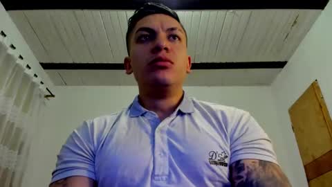 Snapshot of aquiles_51 chatting on 01-11-25, 11:46 Jonathan online show from 01-11-25, 11:46